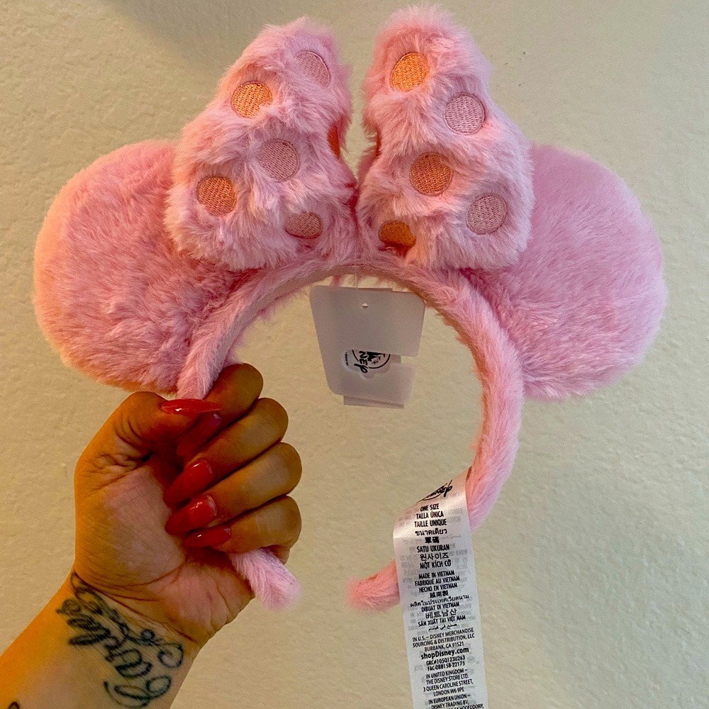 Brand new fluffy Minnie ears